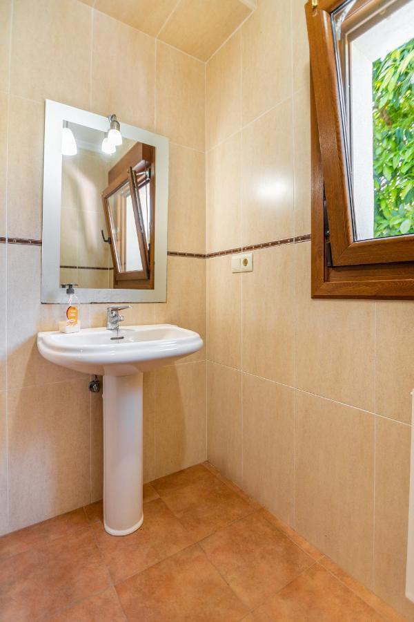 Apartamentos Privados Con Jardin Y Barbacoa Compartida En Laredo Exterior foto