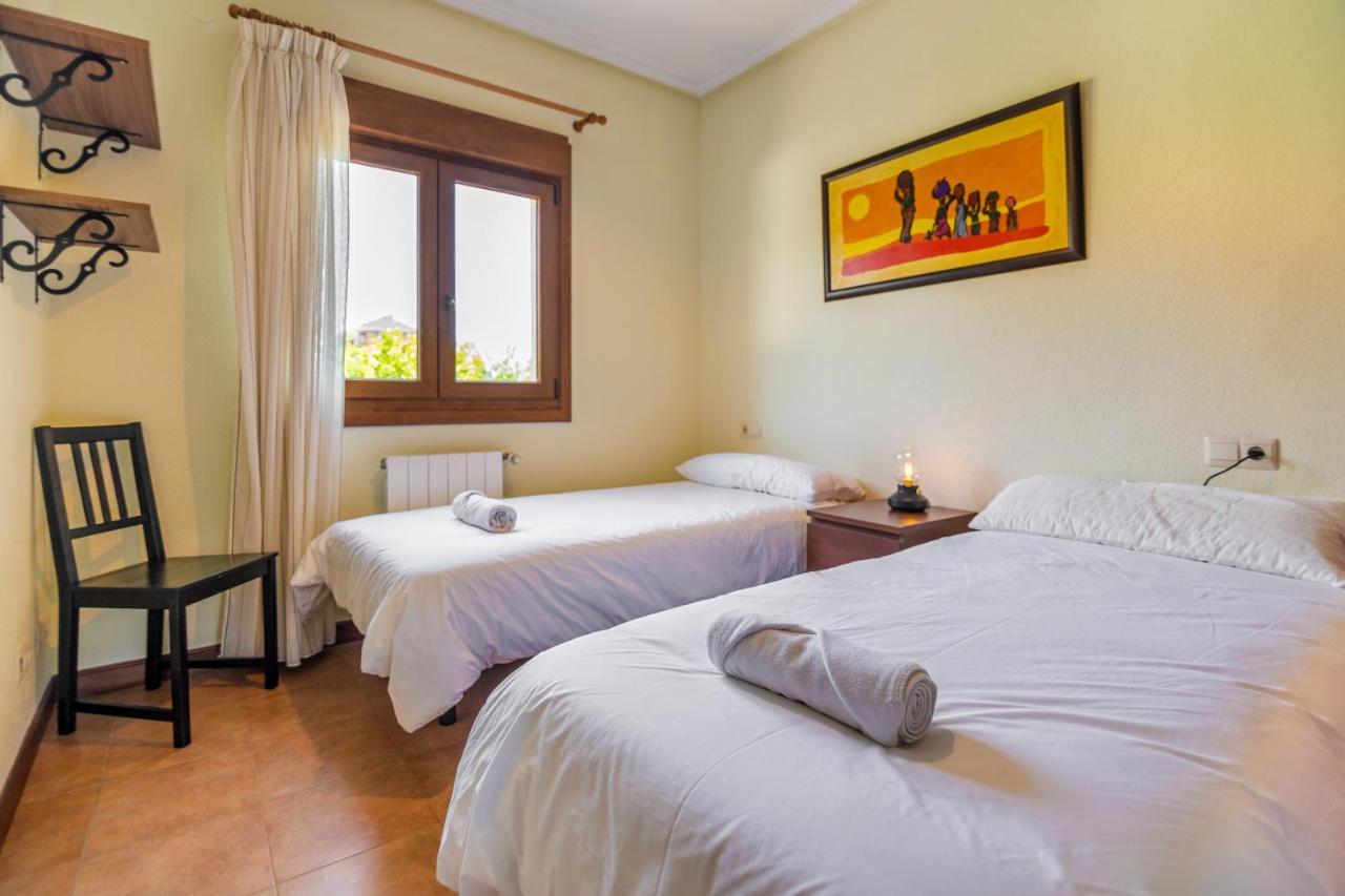 Apartamentos Privados Con Jardin Y Barbacoa Compartida En Laredo Exterior foto